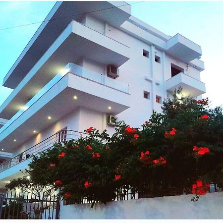 Gb Rooms Εξαμίλιο Εξωτερικό φωτογραφία