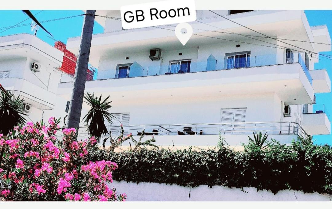 Gb Rooms Εξαμίλιο Δωμάτιο φωτογραφία